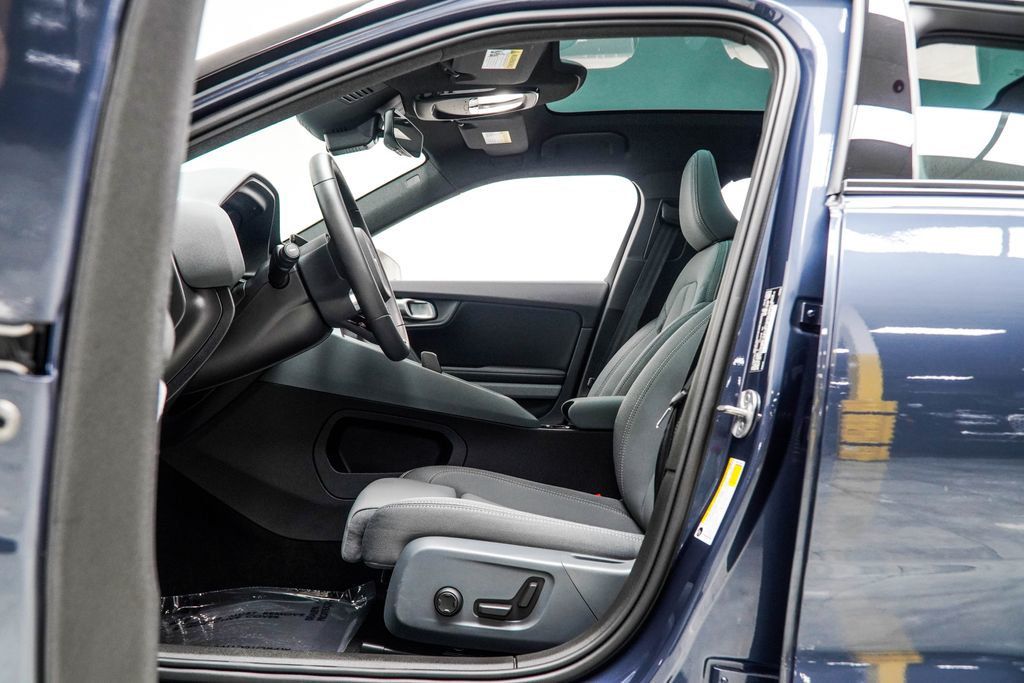 Polestar 2 photo 36