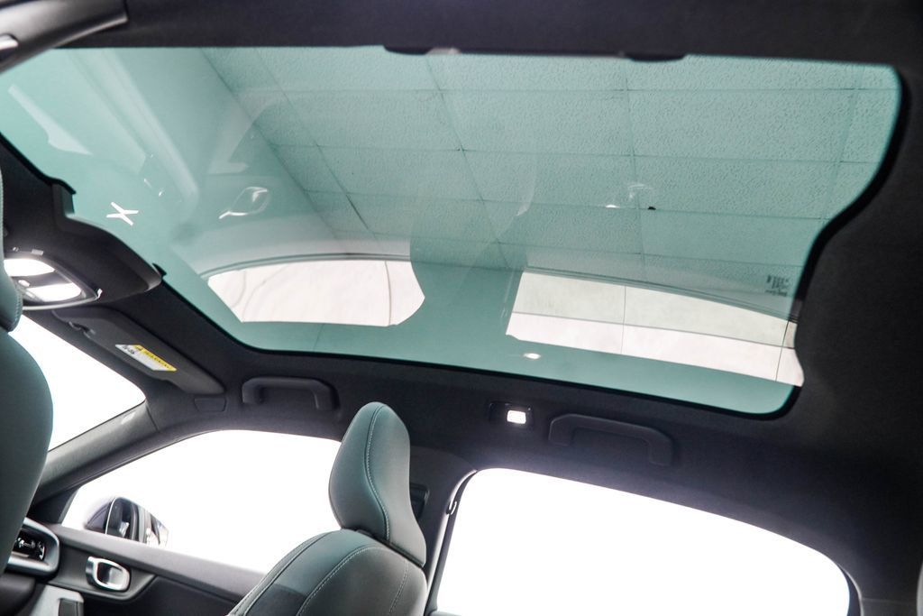 Polestar 2 photo 40