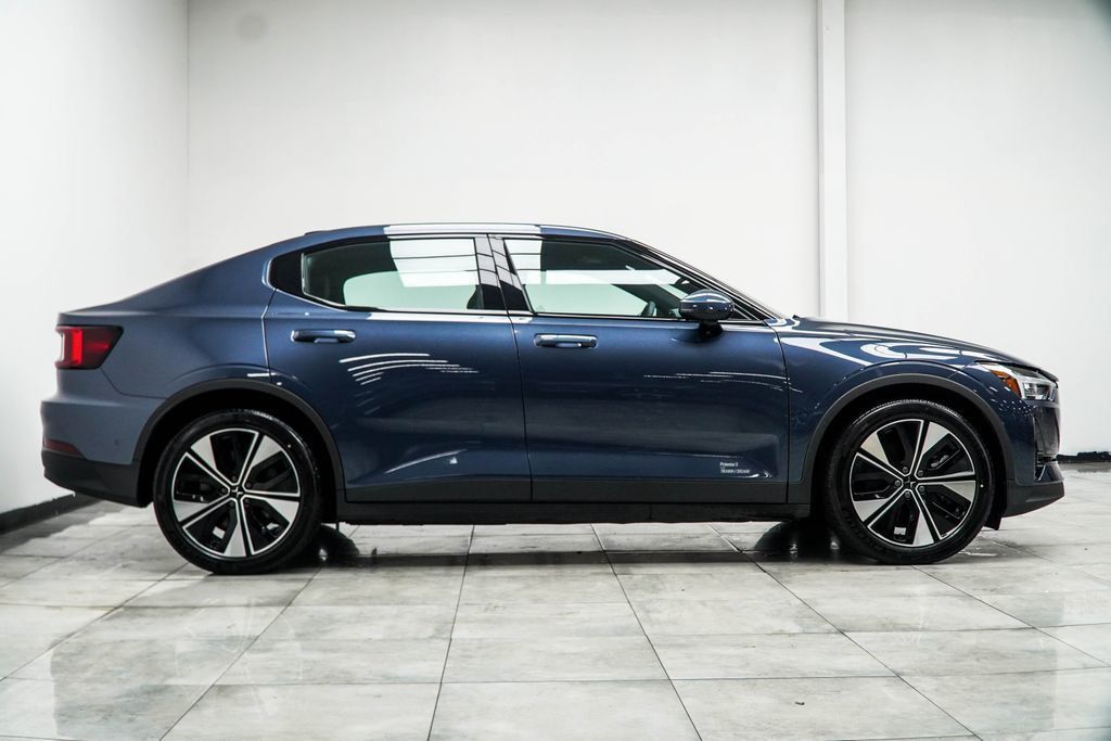 Polestar 2 photo 7