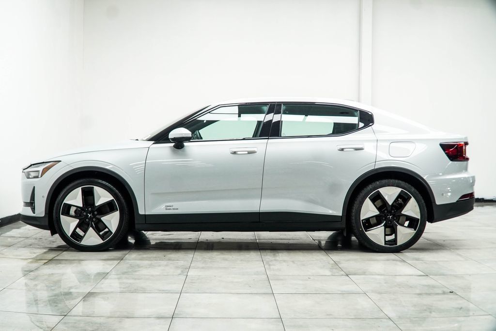 Polestar 2 photo 11