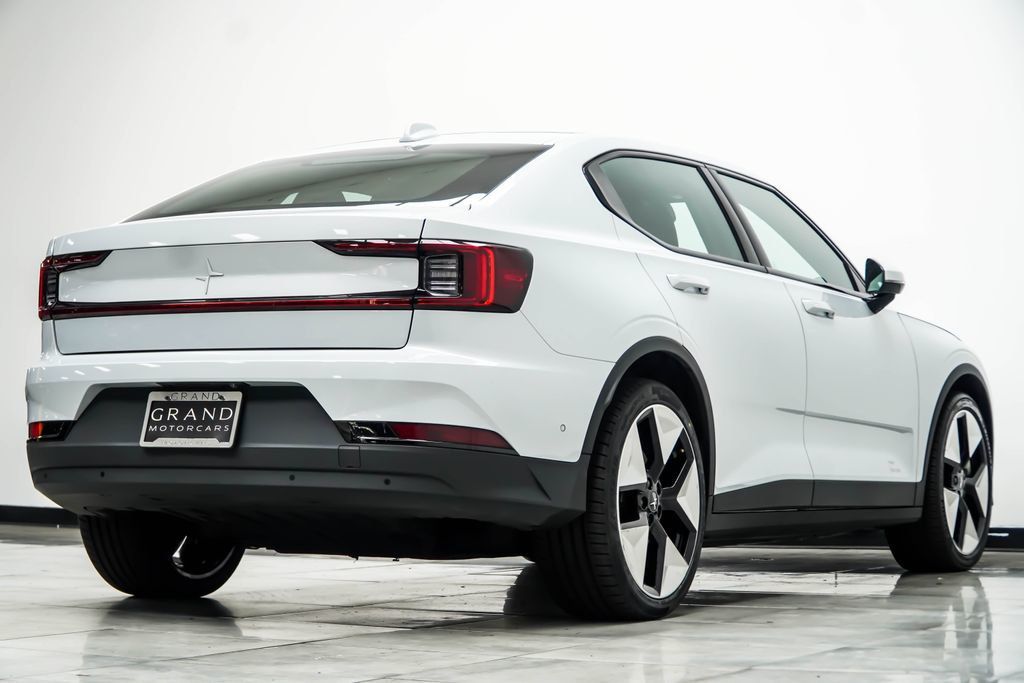 Polestar 2 photo 14
