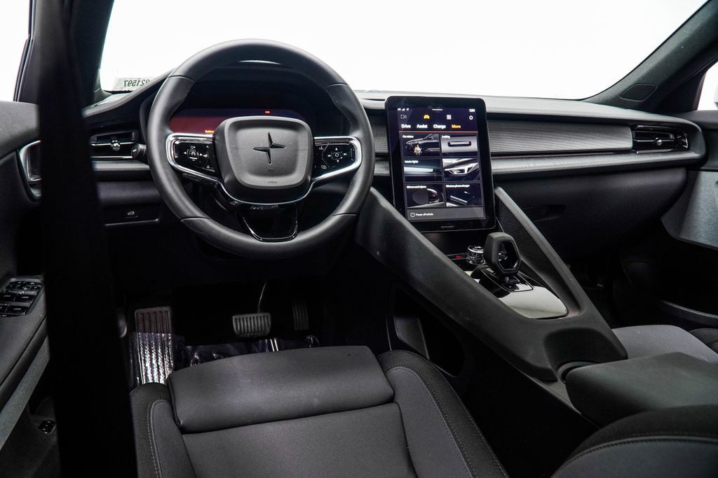 Polestar 2 photo 17