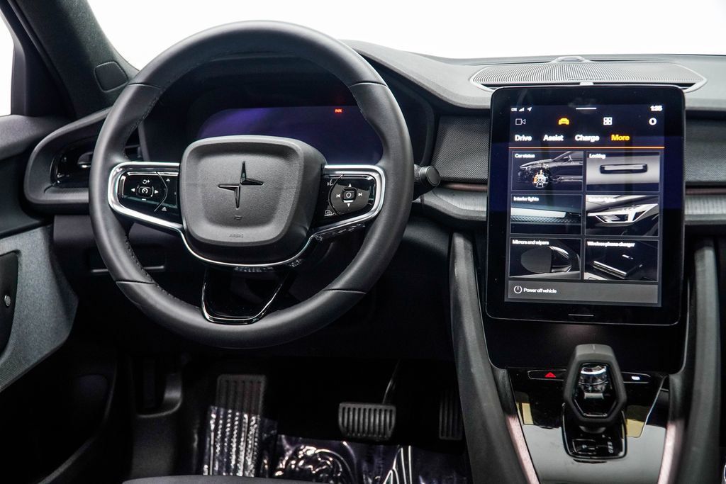 Polestar 2 photo 18