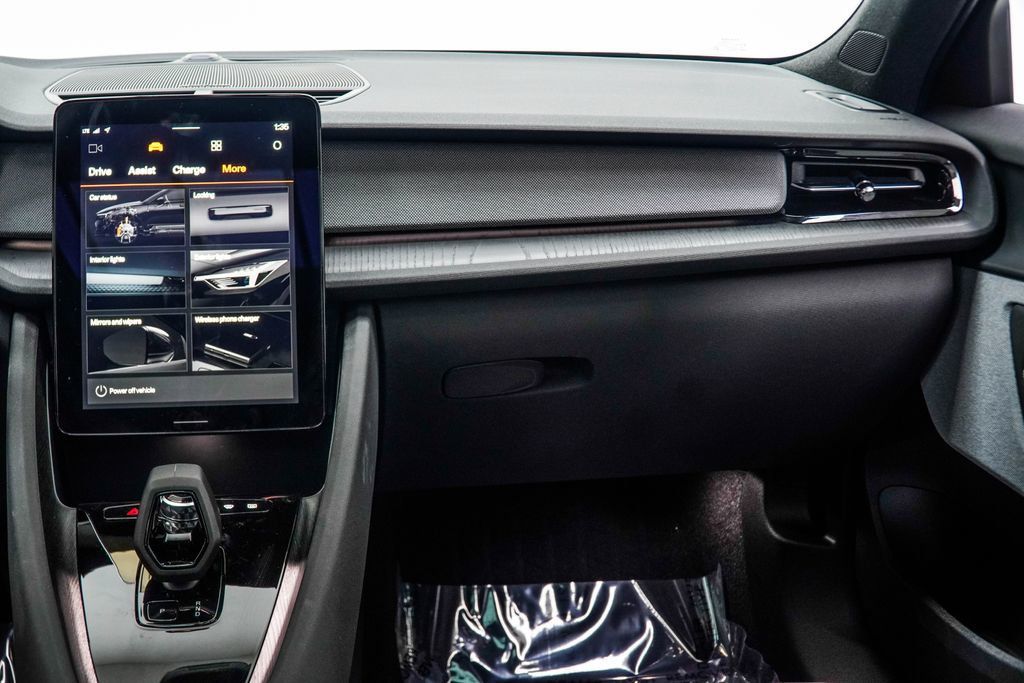 Polestar 2 photo 19