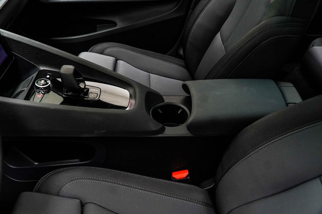 Polestar 2 photo 21