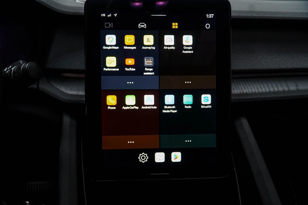 Polestar 2 photo 24