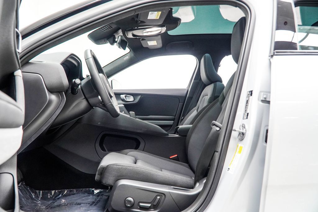 Polestar 2 photo 36
