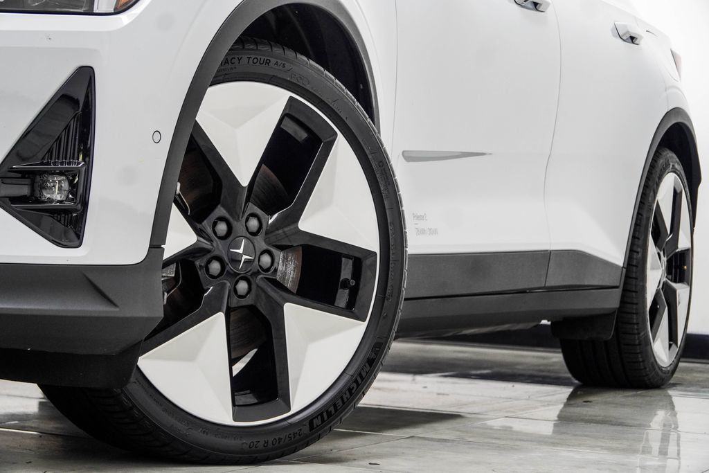 Polestar 2 photo 6