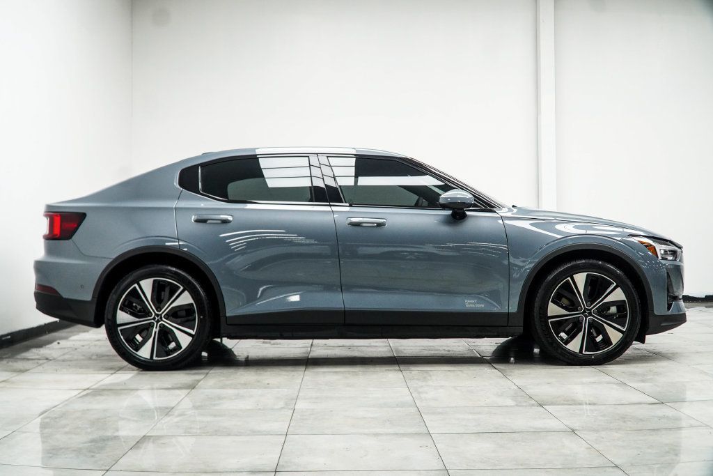 Polestar 2 photo 11