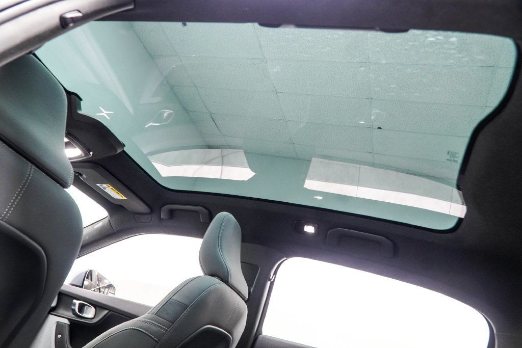 Polestar 2 photo 46