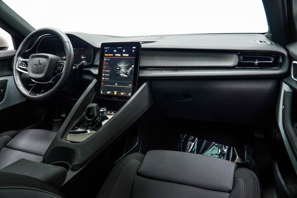 Polestar 2 photo 20