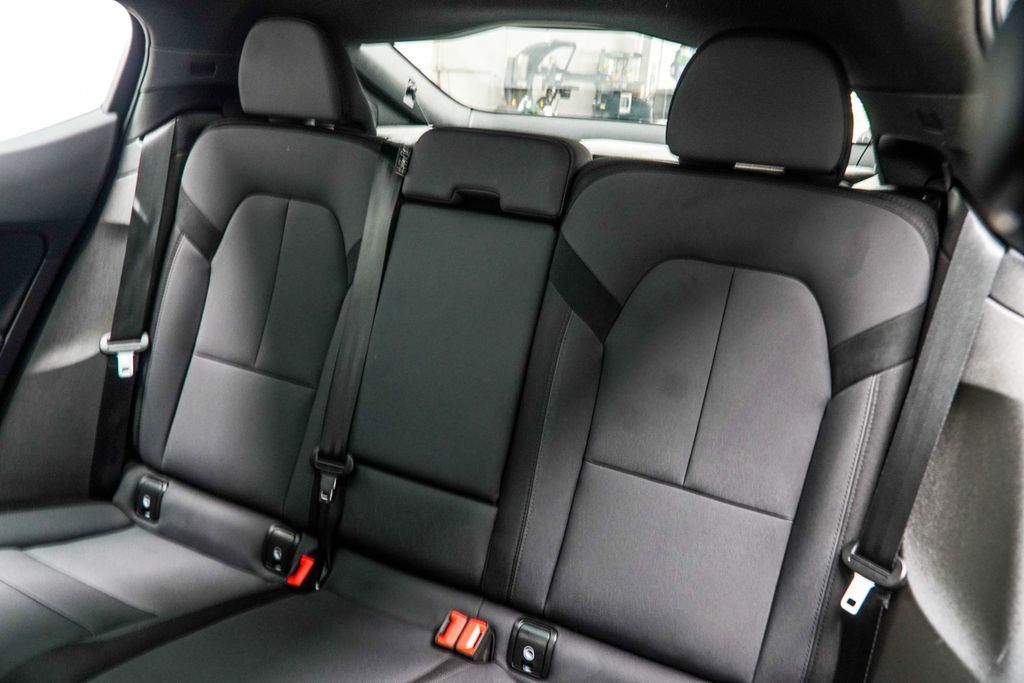 Polestar 2 photo 37
