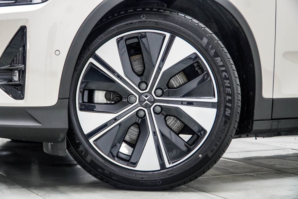Polestar 2 photo 8