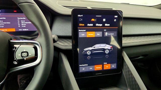 2024 Polestar 2 Long Range Single Motor with 19'' Wheels (320-mile range) - 22972448 - 16