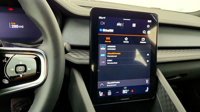 2024 Polestar 2 Long Range Single Motor with 19'' Wheels (320-mile range) - 22972448 - 19