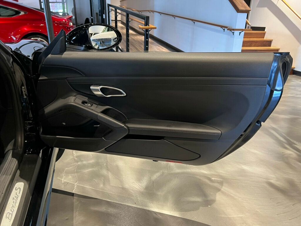 2024 Porsche 718 Boxster S/14WayPowerSeats/BoseSurroundSound/NAV/HtdSeats/CarreraS Wheels - 22957221 - 29