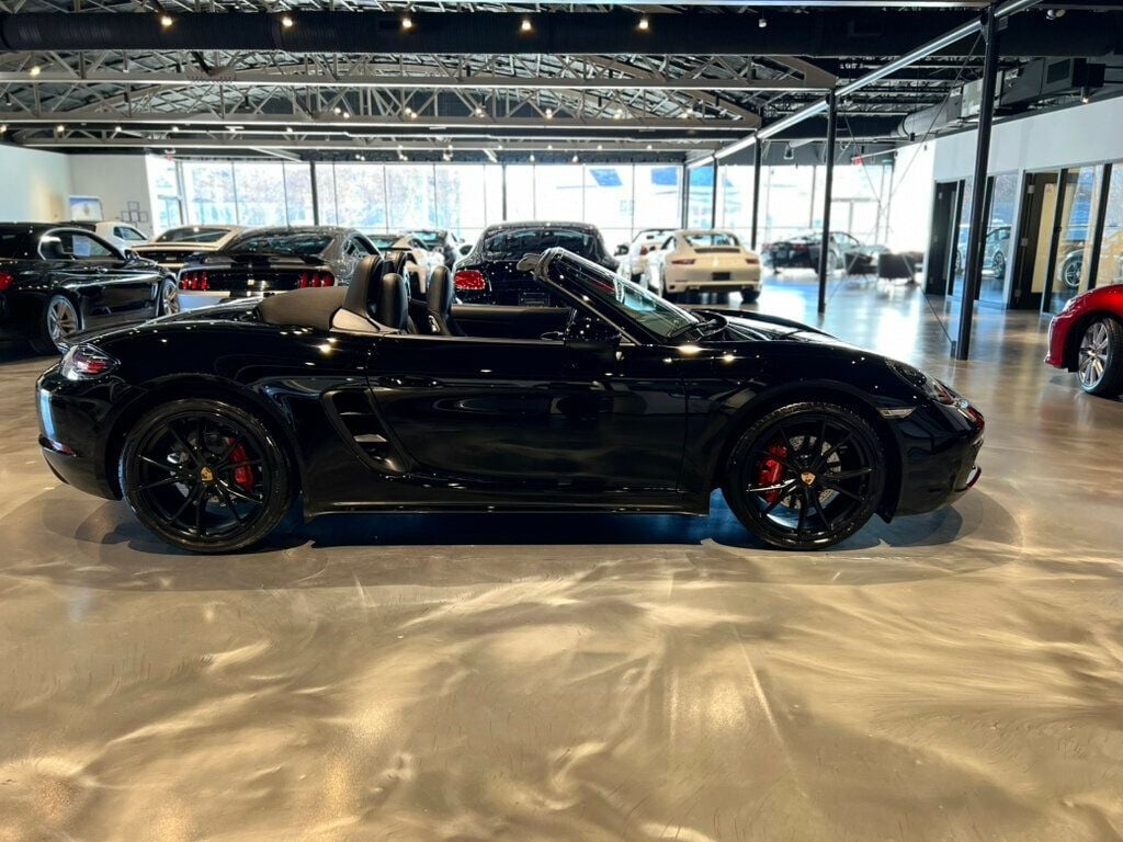 2024 Porsche 718 Boxster S/14WayPowerSeats/BoseSurroundSound/NAV/HtdSeats/CarreraS Wheels - 22957221 - 8