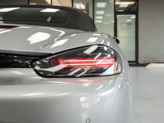 2024 Porsche 718 Boxster S Roadster - 22976598 - 33