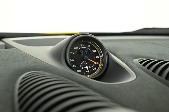 2024 Porsche 718 Cayman GT4 RS - 22913750 - 19