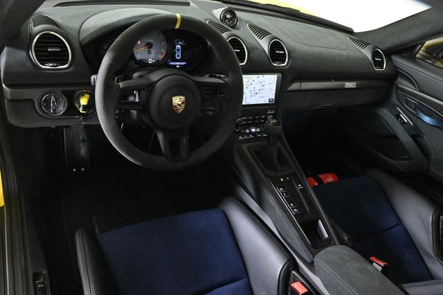 2024 Porsche 718 Cayman GT4 RS - 22913750 - 3