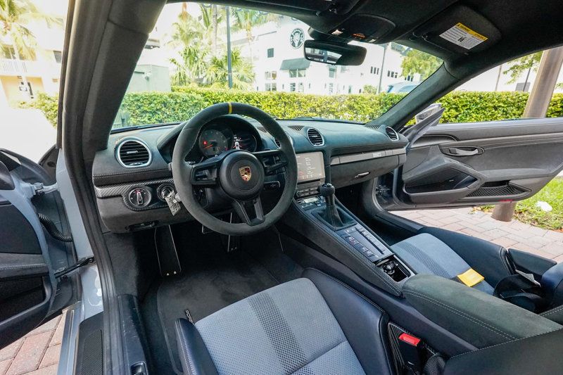 2024 Porsche 718 Cayman GT4 RS Coupe - 22949520 - 60