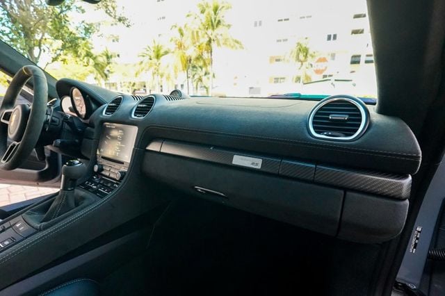 2024 Porsche 718 Cayman GT4 RS Coupe - 22949520 - 89