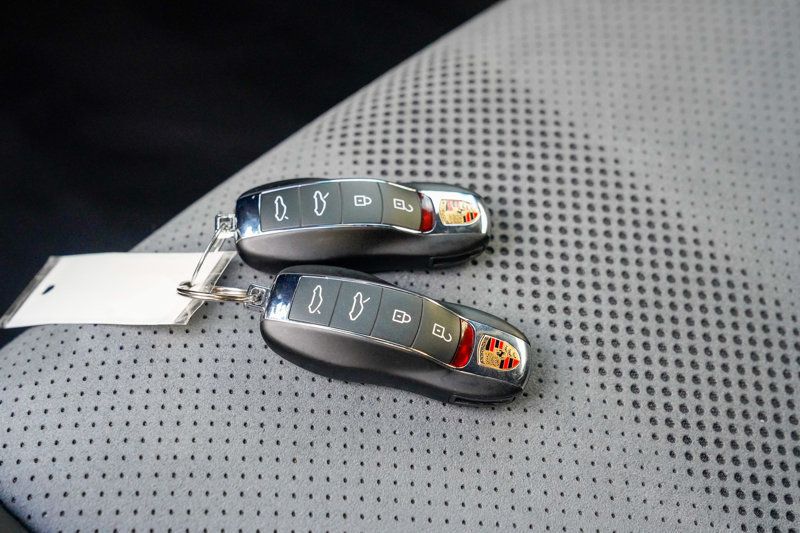 2024 Porsche 718 Cayman GT4 RS Coupe - 22949520 - 94