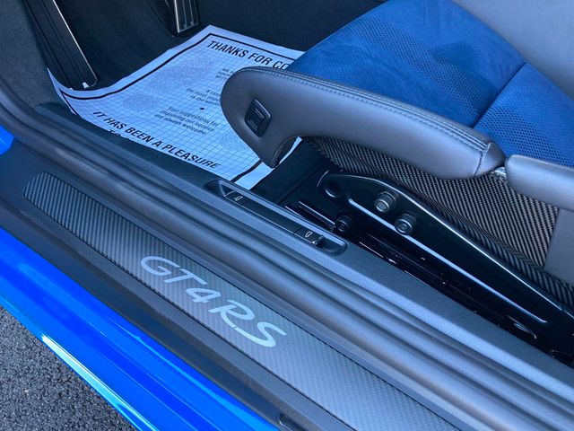 2024 Porsche 718 Cayman GT4 RS Coupe - 22908682 - 7