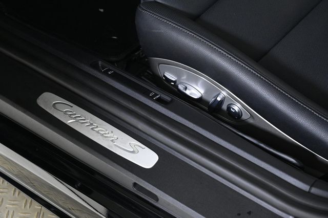 2024 Porsche 718 Cayman S - 22904045 - 21