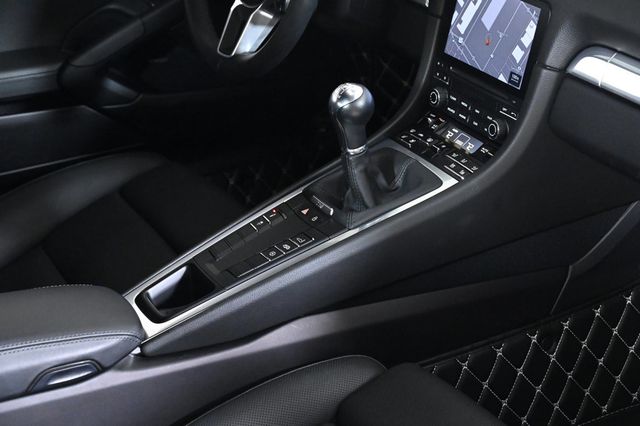 2024 Porsche 718 Cayman S - 22904045 - 22