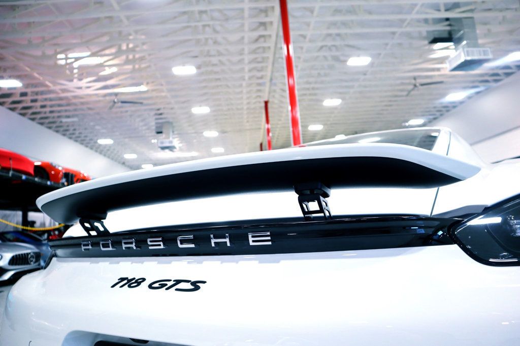 2024 Porsche 718 GTS 4.0 COUPE WHITE...596 Miles...Rare 6sp Manual - 22706186 - 13