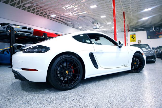 2024 Porsche 718 GTS 4.0 COUPE WHITE...695 Miles...Rare 6sp Manual - 22706186 - 10