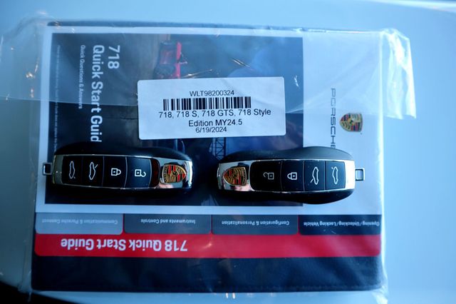 2024 Porsche 718 GTS 4.0 COUPE WHITE...695 Miles...Rare 6sp Manual - 22706186 - 40