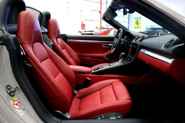 2024 Porsche 718 GTS 4.0 Roadster CHALK...1,769 Miles!!...Rare GTS 4.0 - 22706133 - 21