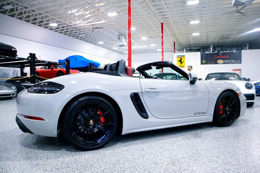 2024 Porsche Boxster photo 9