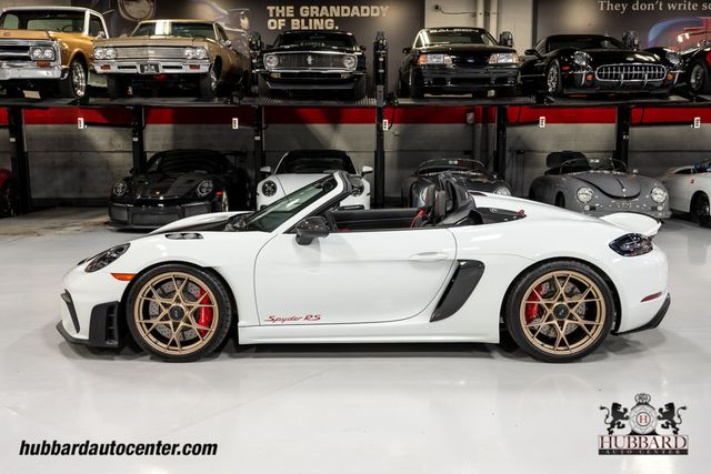 2024 Porsche 718 Spyder RS Roadster - 22975419 - 4