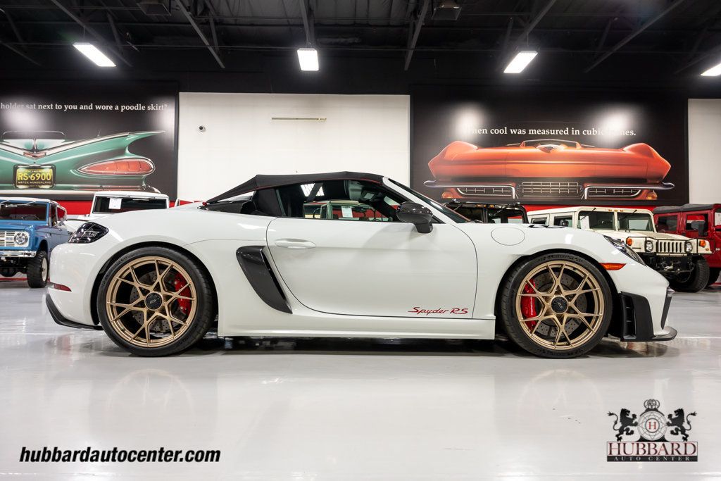 2024 Porsche 718 Spyder RS Roadster - 22975419 - 73