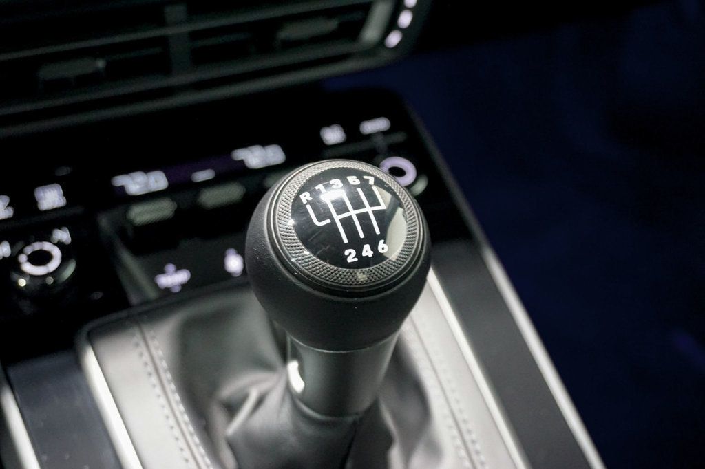 2024 Porsche 911 *7-Speed Manual* *PCCB* *FAL* *Sport-Design Pkg* *High $ MSRP* - 22919757 - 11