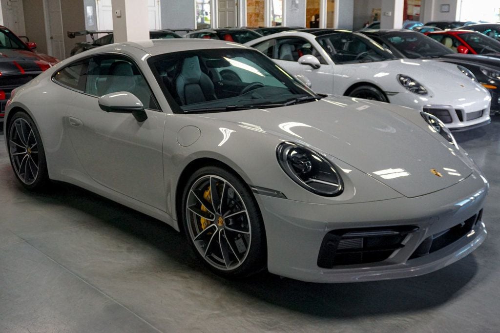 2024 Porsche 911 S photo 4