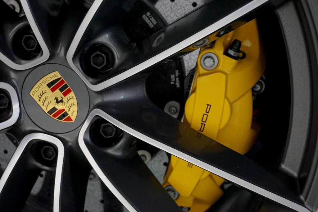 2024 Porsche 911 *7-Speed Manual* *PCCB* *FAL* *Sport-Design Pkg* *High $ MSRP* - 22919757 - 39
