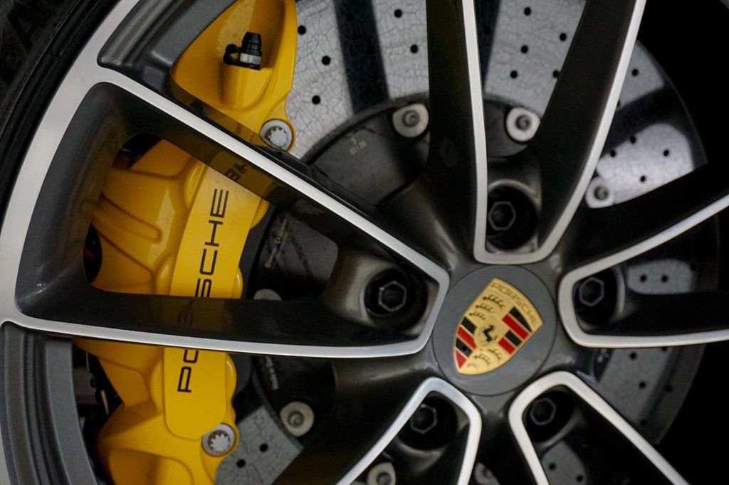 2024 Porsche 911 *7-Speed Manual* *PCCB* *FAL* *Sport-Design Pkg* *High $ MSRP* - 22919757 - 40