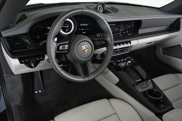2024 Porsche 911 Carrera 4 GTS - 22807731 - 3