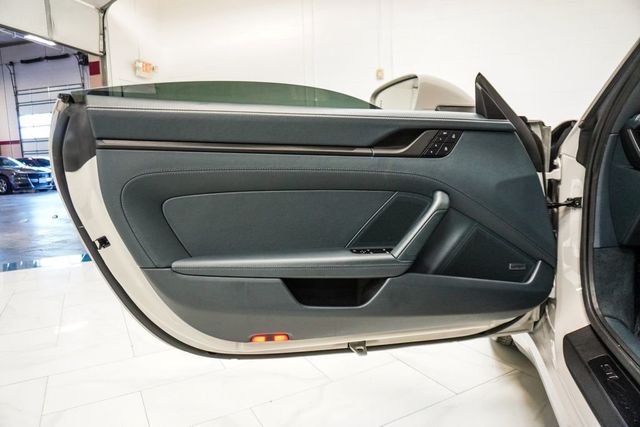 2024 Porsche 911 Carrera 4 GTS Coupe - 23060991 - 17