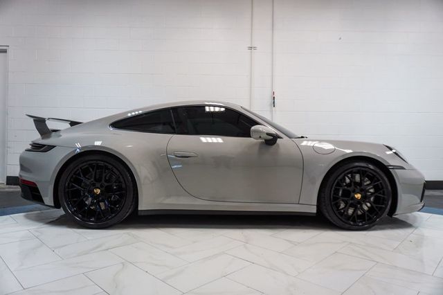 2024 Porsche 911 Carrera 4 GTS Coupe - 23060991 - 31