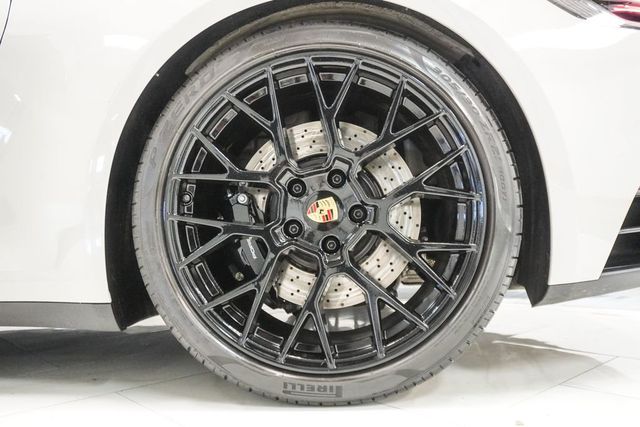 2024 Porsche 911 Carrera 4 GTS Coupe - 23060991 - 37