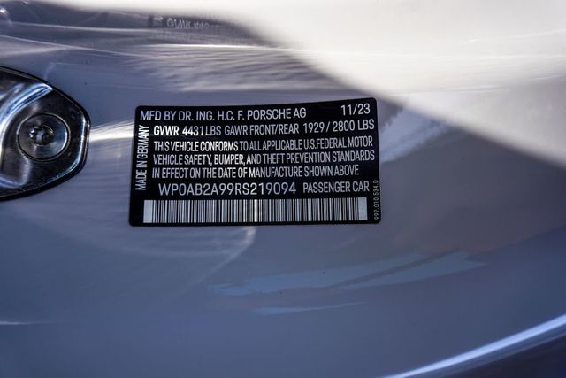 2024 Porsche 911 Carrera 4 GTS Coupe - 23060991 - 40