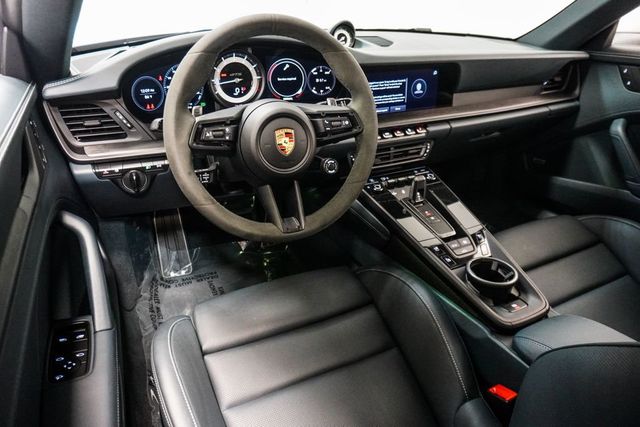 2024 Porsche 911 Carrera 4 GTS Coupe - 23060991 - 8