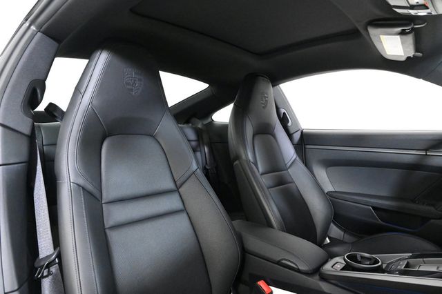 2024 Porsche 911 Carrera 4S - 22944467 - 17