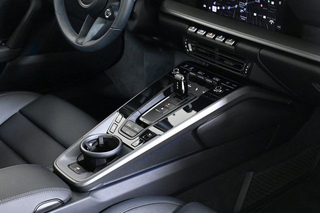 2024 Porsche 911 Carrera 4S - 22944467 - 19