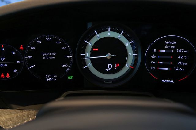 2024 Porsche 911 Carrera 4S Coupe - 23031602 - 15